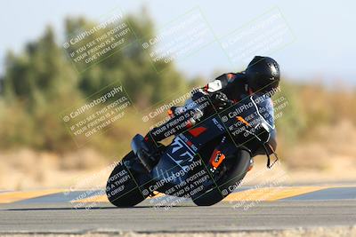 media/Jan-14-2024-SoCal Trackdays (Sun) [[2e55ec21a6]]/Turn 7 (140pm)/